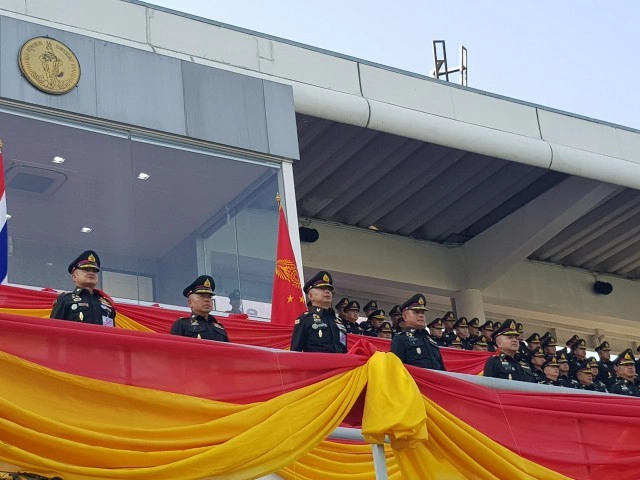 "ผบ.ทบ." ร่วมพิธีปฏิญาณตน-สวนสนามของ นศ.วิชาทหาร