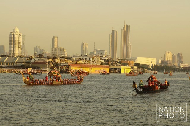 ทูลกระหม่อมหญิงอุบลรัตนฯ เสด็จชมการซ้อมใหญ่ ขบวนเรือพระราชพิธีและกำลังพลฝีพาย