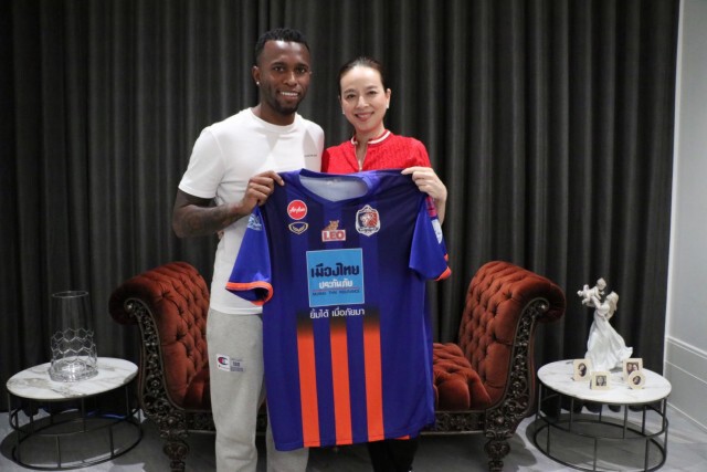 บิ๊กดีล! "มาดามแป้ง" เปิดตัว "เฮแบร์ตี้" ร่วมทีมการท่าเรือ ลุยฤดูกาล 2020