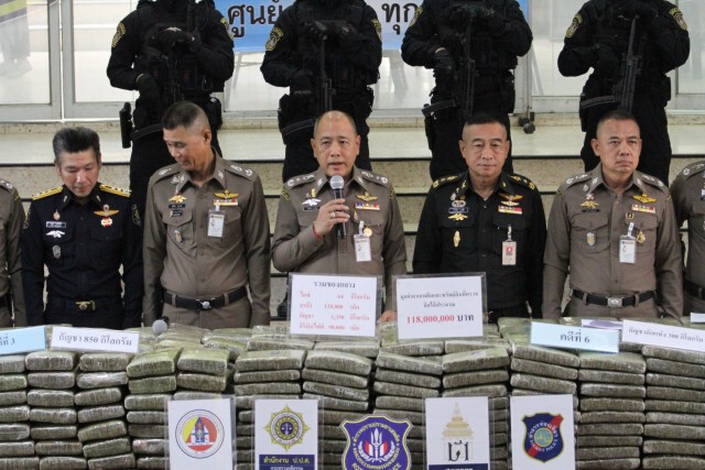 ปส. สกัดขบวนการลอบขนกัญชา ยึดกัญชากว่า 1,000 กก.
