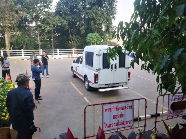 ศาลพิจารณาคำร้องขอประกันตัวไม่แล้วเสร็จ! นำตัวฝากขัง "เปรมชัย"