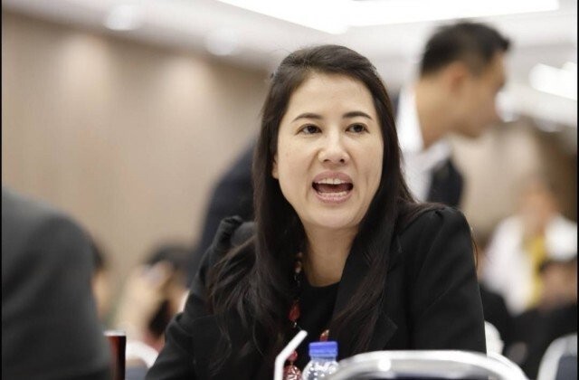 ศาลฯ ชี้ "ปารีณา" หมิ่นประมาท "ช่อ" นัดประชุมคดี 17 ก.พ.ปีหน้า