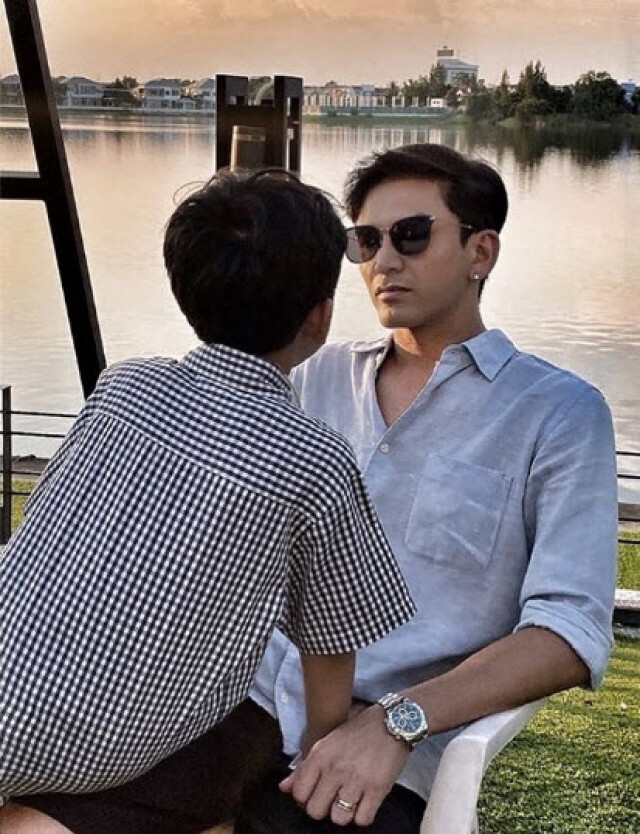 โซเชียลว่าไงเมื่อพี่ ป๋อ โพสต์บอกอีกไม่นานผมคงหล่อ..หันหลัง!!!