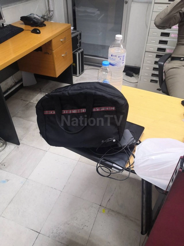 รวบหนุ่มหื่น แอบถ่ายใต้กระโปรง นศ.สาวกลางตลาด ย่านอโศก รับชื่นชอบเก็บไว้ดูเอง