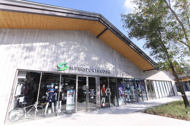 พาไปเช็คอิน ที่ ปอร์โต เดอ ภูเก็ต