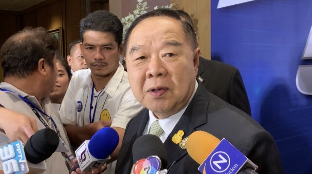 ประวิตร เสียใจ ชาวบ้านเสียชีวิต เหตุปิดล้อมเทือกเขาตะเว