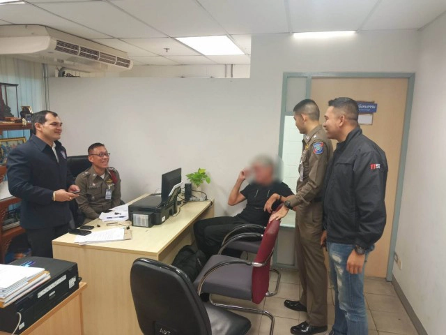 ตำรวจรวบเฒ่าฟินแลนด์วัย 63 โทรป่วนขู่บึ้มสนามบินสุวรรณภูมิ