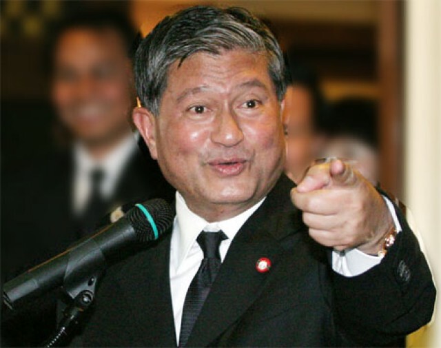"เฉลิม" ลั่น ขุนพลฝ่ายค้าน พร้อมซักฟอกรัฐบาล โว ปชช.จะชิงชังรัฐบาลเพิ่ม