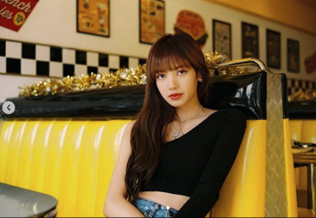 เจ้าของ "มูน คาเฟ่" โพสต์ขอโทษ "ลิซ่า" ปมคุกคามทางเพศ