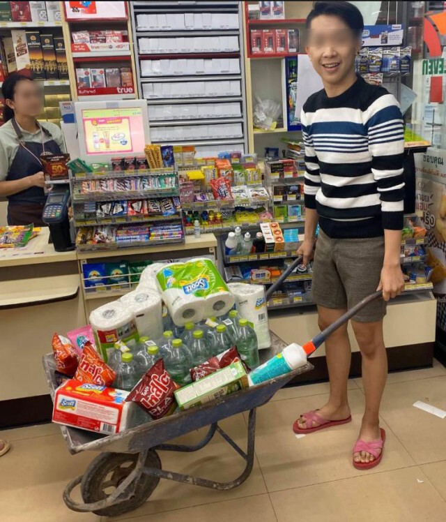รวบรวมภาพคนไทยงดใช้ "ถุงพลาสติก"
