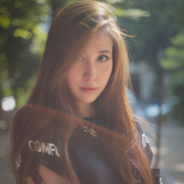 "ซี ฉัตรปวีณ์" แจงดราม่า ปมแอร์โฮสเตสไม่ช่วยยกกระเป๋า