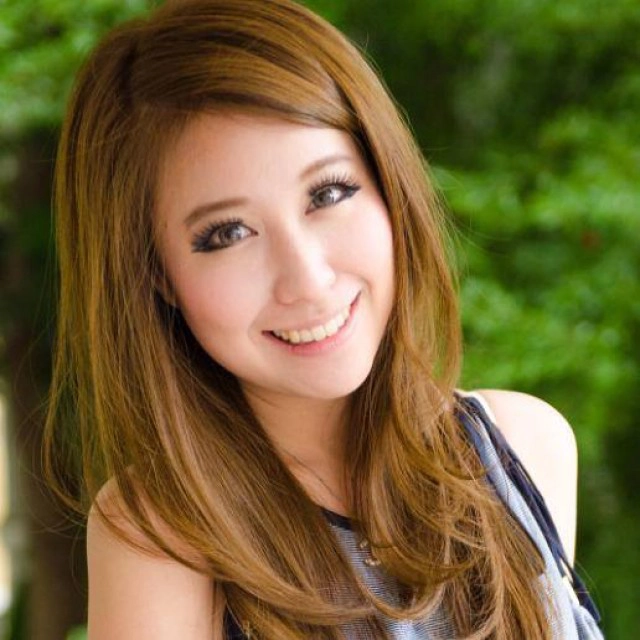 "ซี ฉัตรปวีณ์" แจงดราม่า ปมแอร์โฮสเตสไม่ช่วยยกกระเป๋า