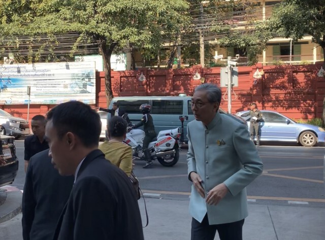 นายกฯ นำทีมอวยพรปีใหม่ ปธ.องคมนตรี