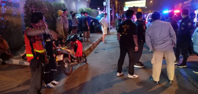 ป้ายแดงซิ่งชนคนข้ามถนนพระราม 3 กระเด็นไกล 20 เมตร ดับคาที่