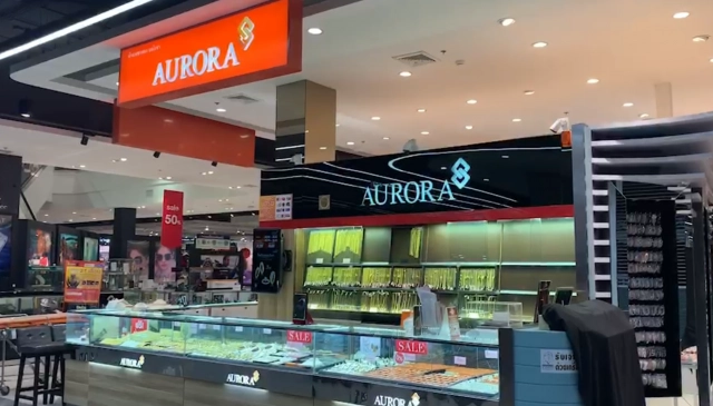 ด่วน!! เกิดเหตุยิงกันที่โรบินสันมีผู้บาดเจ็บ-เสียชีวิต