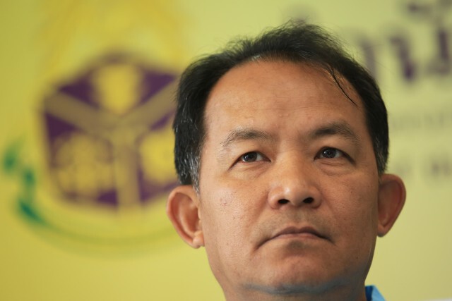 "ศรีสุวรรณ" จวก กองทัพขนอาวุธมาโชว์วันเด็ก ปลูกฝังความรุนแรง