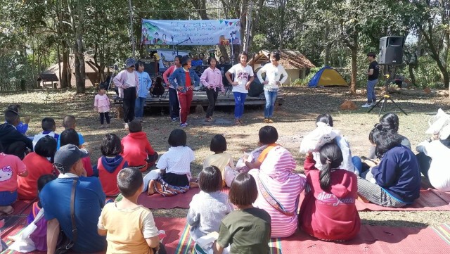 "ครูแดง" จัดงานวันเด็กบนพื้นที่สูง​ เผยสถานการณ์​เด็กไร้สัญชาติในไทยดีขึ้น​