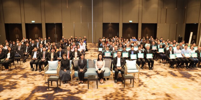 กนอ. มอบ 'ธงขาวดาวเขียว' 118 โรงงานยุคใหม่