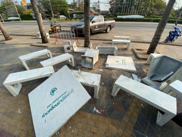 นายกฯ เมืองแสนสุข โพสต์เดือดพวก "เด็กแว้น" ทำลายข้าวของ