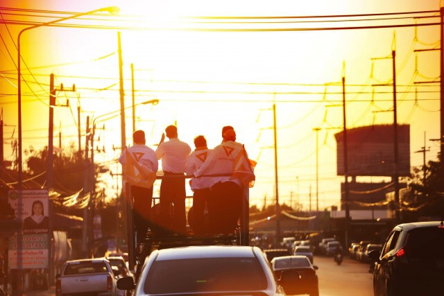 "ธนาธร" ชี้ พรุ่งนี้อาจจะเป็นวันสุดท้าย! ในฐานะหัวหน้าพรรคการเมือง