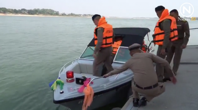 ตรวจคนเข้าเมือง โชว์ทดสอบลงเรือลาดตระเวน