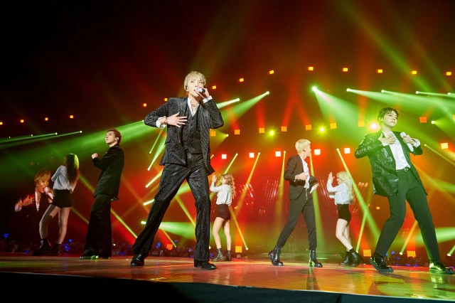 เต็มอิ่ม 3 ชั่วโมงเต็ม! กับ WINNER [CROSS] TOUR IN BANGKOK