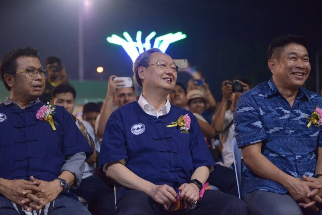 'สนธิรัตน์' ขับเคลื่อนมิติพลังงานสู่ชุมชนหนองจอก