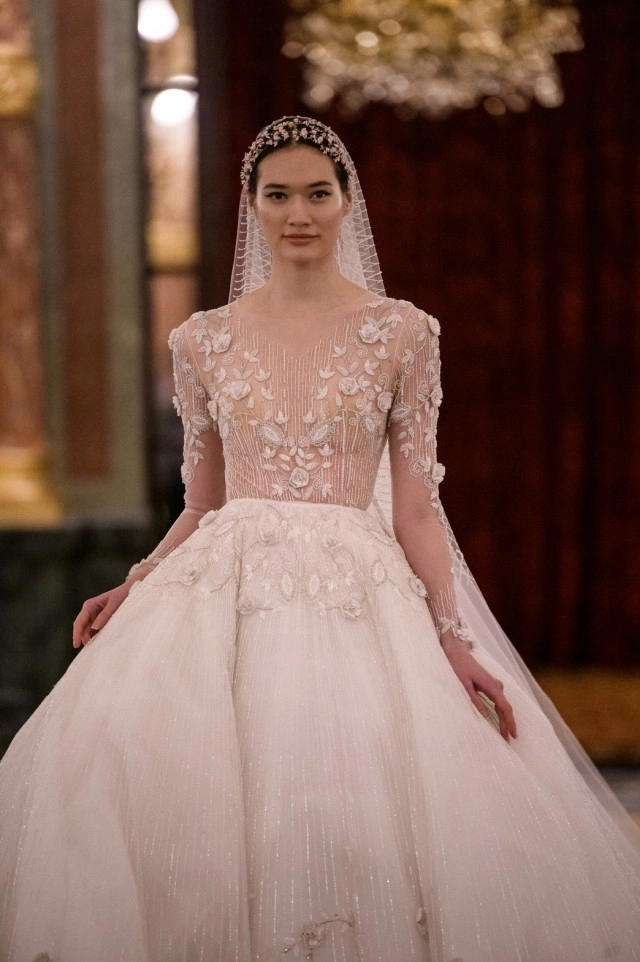 "ชมพู่-อารยา" นำทีม ลุยปารีส  L’Officiel Fashion Destination Paris 2020