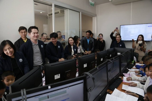 ลุยเชียงใหม่ตรวจศูนย์อินเทอร์เน็ตชุมชน