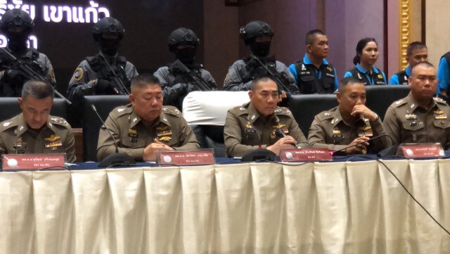 "บิ๊กแป๊ะ" ลั่นไม่ใช่กรมปศุสัตว์ ไม่เคยจับแพะจับแกะ