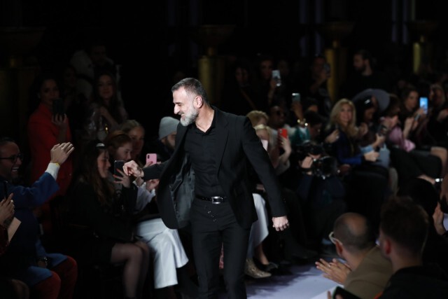 "ชมพู่  อารยา" สวย เรียบ หรู โอกูตูร์ขั้นสุดใน Paris Fashion Week 2020