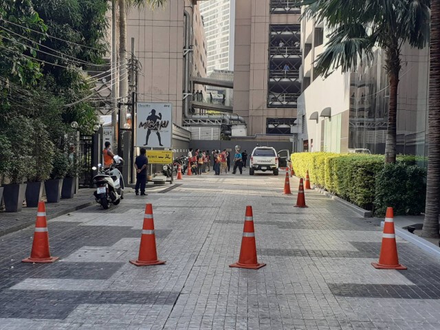 สลด นักศึกษาปี 1 ดิ่งโรงแรมหรูดับ