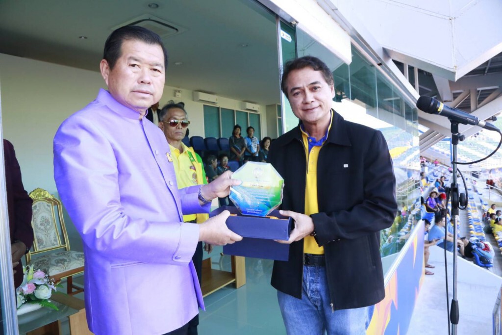 "นิพนธ์"  ประธานเปิดการแข่งขันกรีฑาผู้สูงอายุุ "สารภีเกมส์ " สงขลา