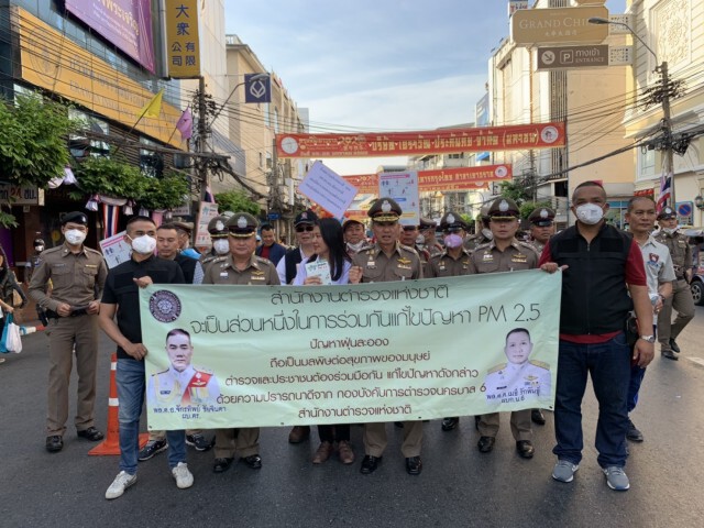 "บิ๊กแป๊ะ" งัดกฏเหล็กสกัด PM 2.5 จับปรับรถควันดำทั่วกรุงฯ