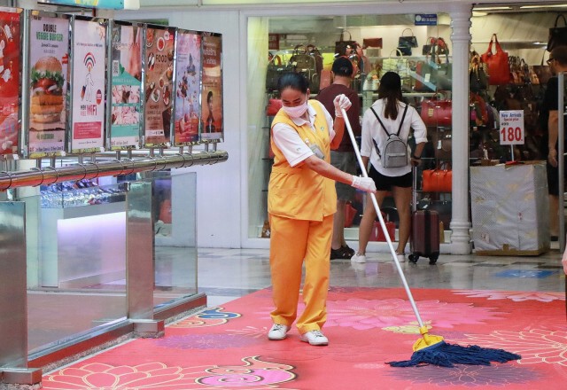 ห้างมาบุญครองเพิ่มมาตรการป้องกัน 'ไวรัสโคโรนา'
