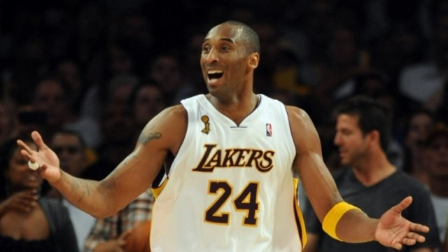 อดีตนักบาสชื่อดัง "โคบี ไบรอันท์" เสียชีวิต! ด้วยวัย 41 ปี