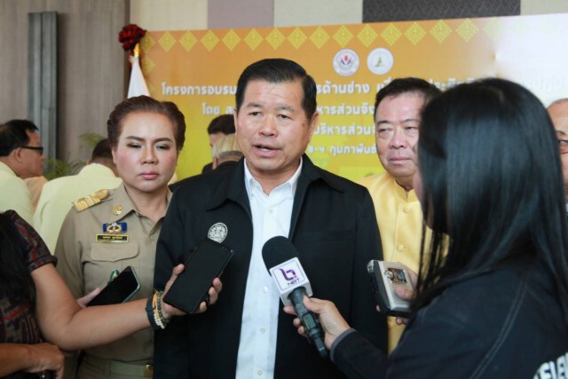"นิพนธ์" ลั่น ถนนท้องถิ่นต้องปลอดภัย