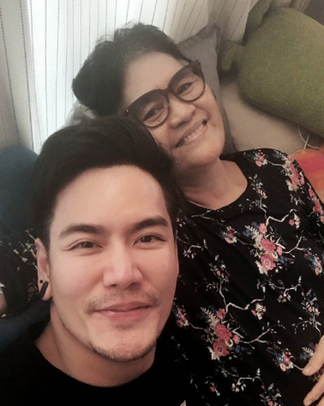 "อ๊อฟ-ปองศักดิ์" โพสต์ ความรู้สึกถึงคนสูญเสีย #คิดถึงแม่จังเลย
