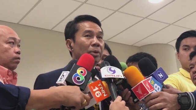 "สุทิน" ซัด รัฐบาลไม่ยอมรับความจริง ปมฉีกรัฐธรรมนูญ มอง การยื่นขอแก้ญัตติของรัฐบาล เป็นเรื่องไร้สาระ