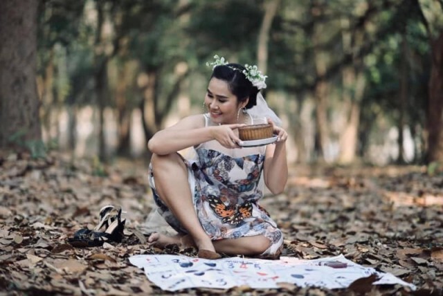 รองโฆษกตร. ชี้ภาพพรีเวดดิ้ง เจ้าสาวสายจั่ว-เจ้าบ่าวสายจับ ไม่ผิดวินัย