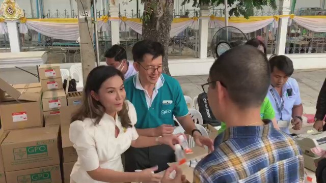 ทำเนียบฯ ขายหน้ากากอนามัย ครึ่ง ชม. หมด