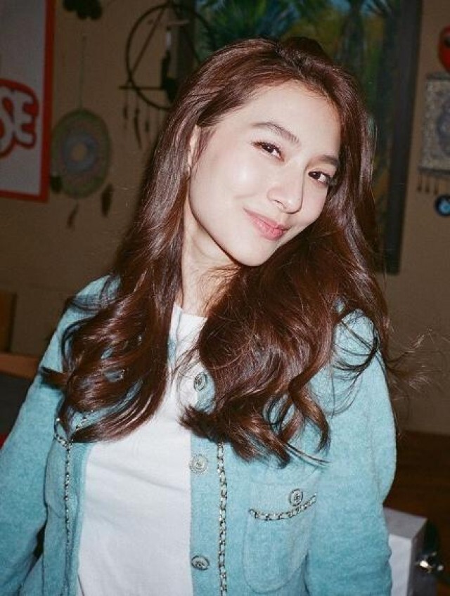 "มิว นิษฐา" โดนจวกเละ หลังโพสต์แคปชั่นดราม่า ล่าสุดเจ้าตัวขอโทษแล้ว
