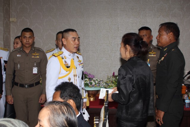 นายกรัฐมนตรี-บิ๊กป้อม ร่วมงานพิธีพระราชทานน้ำหลวงอาบศพ 2 อรินทราช