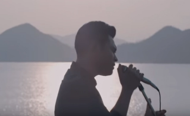 "ฟลุ๊ค ไอน้ำ" กลับมาในลุคใหม่ปล่อยซิงเกิลเดี่ยว "ถ้าเขาไม่กลับมา"