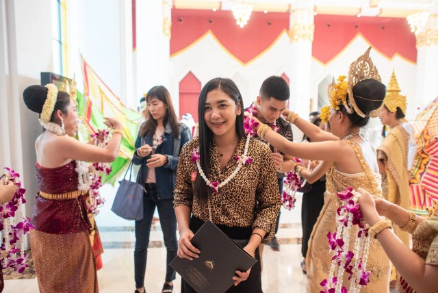 พาไปเที่ยว "เลเจนด์ สยาม" @พัทยา