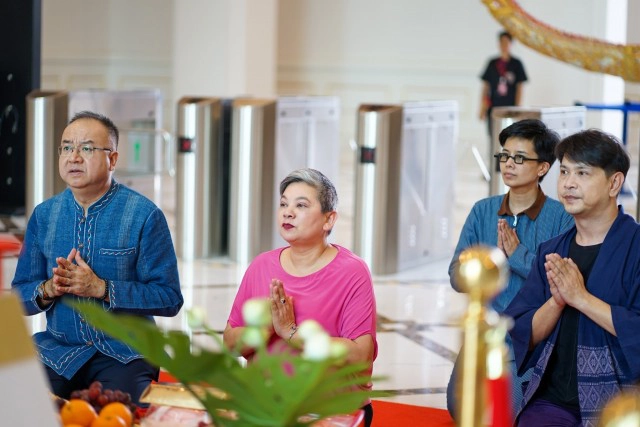 พาไปเที่ยว "เลเจนด์ สยาม" @พัทยา