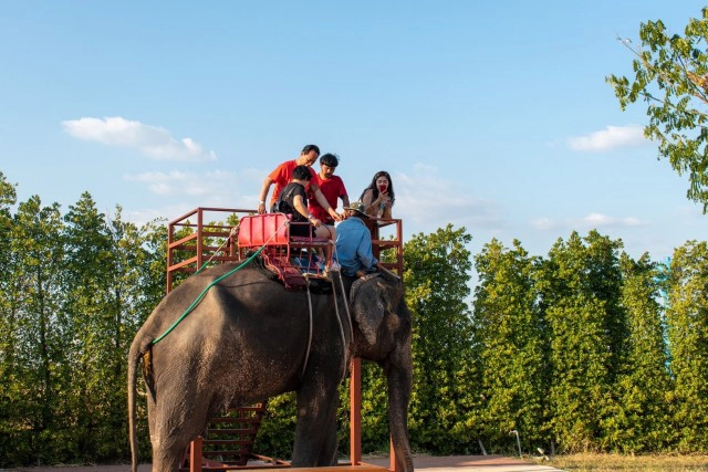 พาไปเที่ยว "เลเจนด์ สยาม" @พัทยา