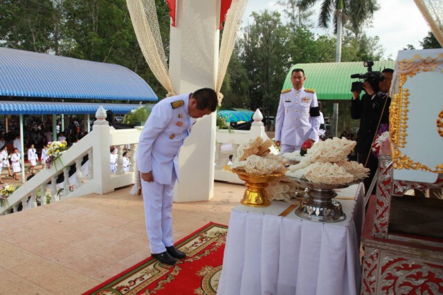 "นิพนธ์" ร่วมงานพระราชทานเพลิงศพ "เอกกวิน" เหยื่อเหตุการณ์กราดยิง