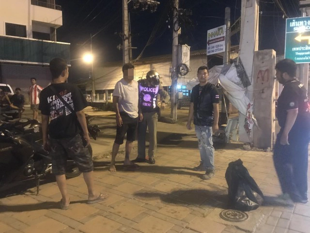 หนุ่มใหญ่น้อยใจแฟน หวังวิ่งให้รถชน