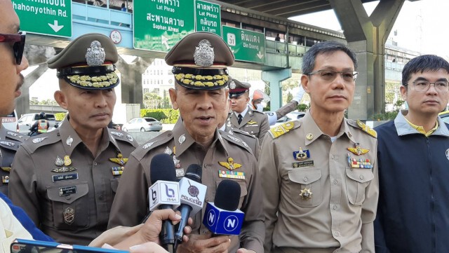 บก.จร.ปิดทางเบี่ยง5แยกลาดพร้าว รถวิ่งคล่องตัวมากขึ้น